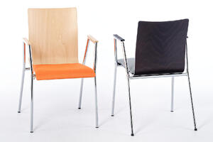 Unser Holzschalenstuhl Alaska AL SP mit Armlehnen